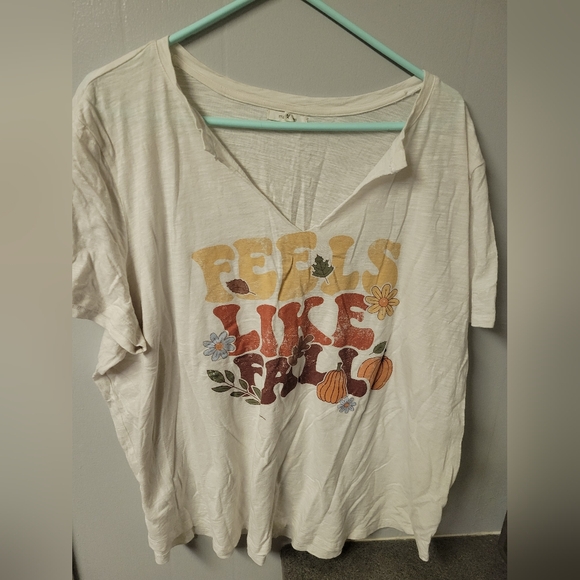 Maurices Tops - Maurices Cream 'Feels Like Fall' Graphic Tee-2X
